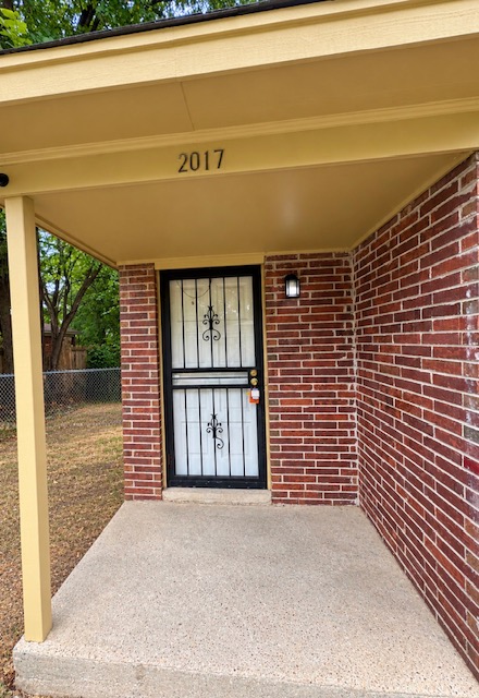 2017 Goldbrier Lane